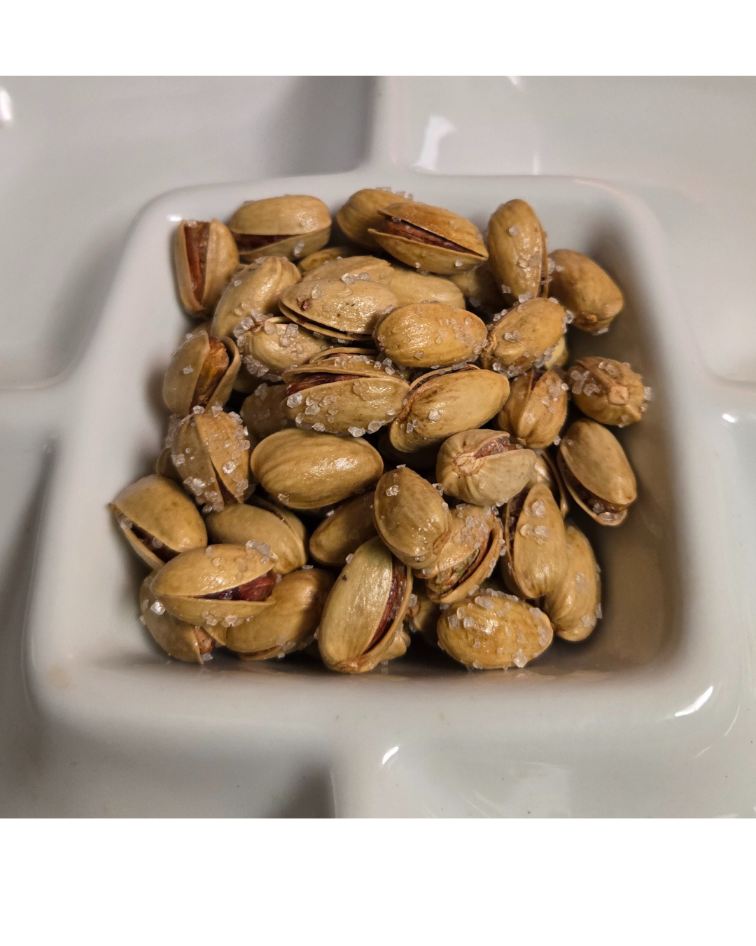 Pistachios heavy salted, پسته نمکی
