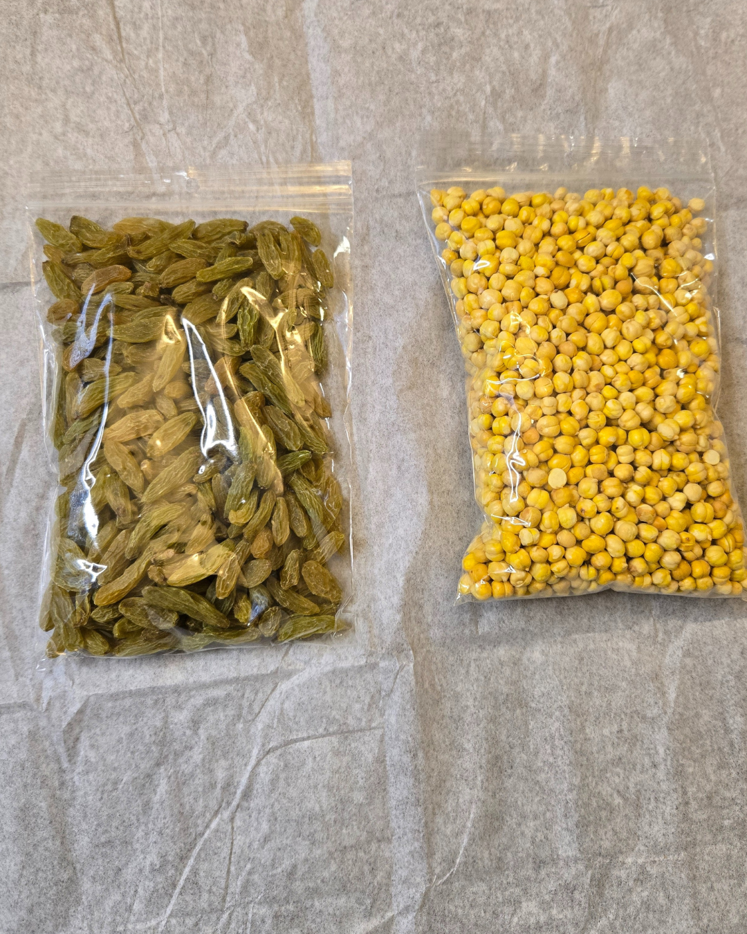 Chickpeas & Raisins –  A Classic Afghan Snack Combo کشمش و نخود